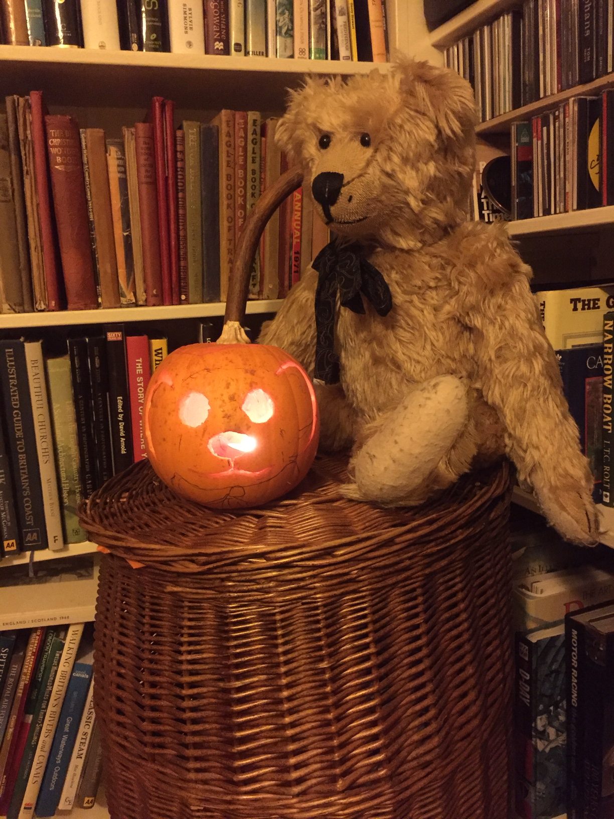 Boulby Mine: Lighting a Halloween Candle for Diddley.