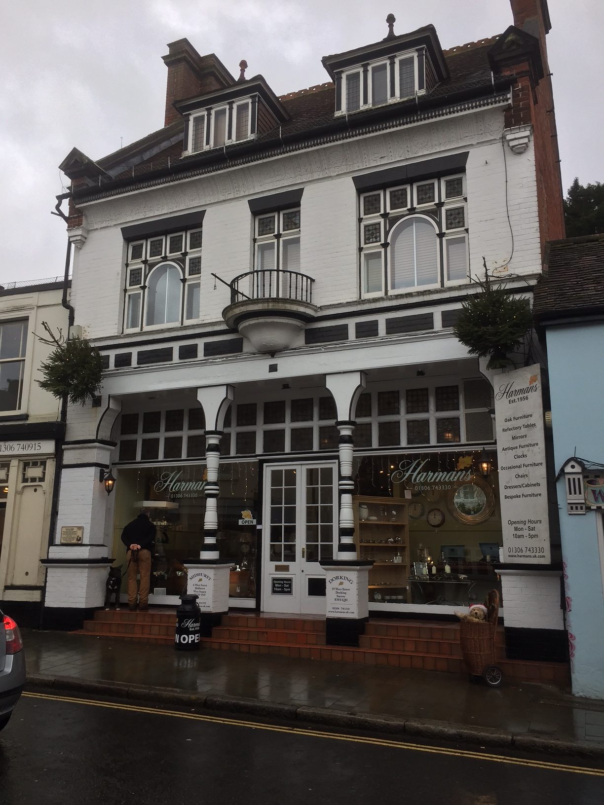 Old Bears - West Street, Dorking. Antique Shop.