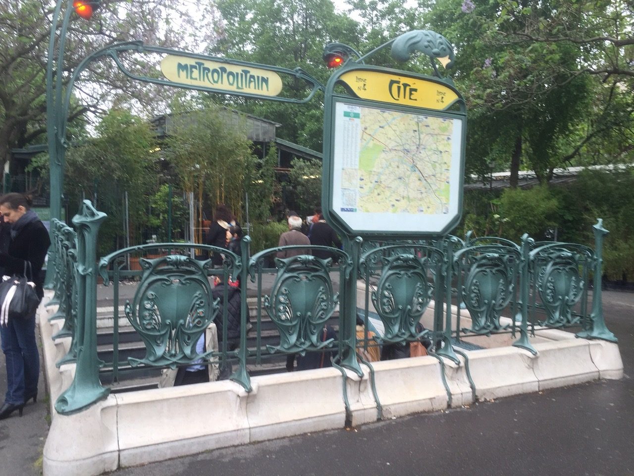 Paris: Cite Metro Station near Notre Dame