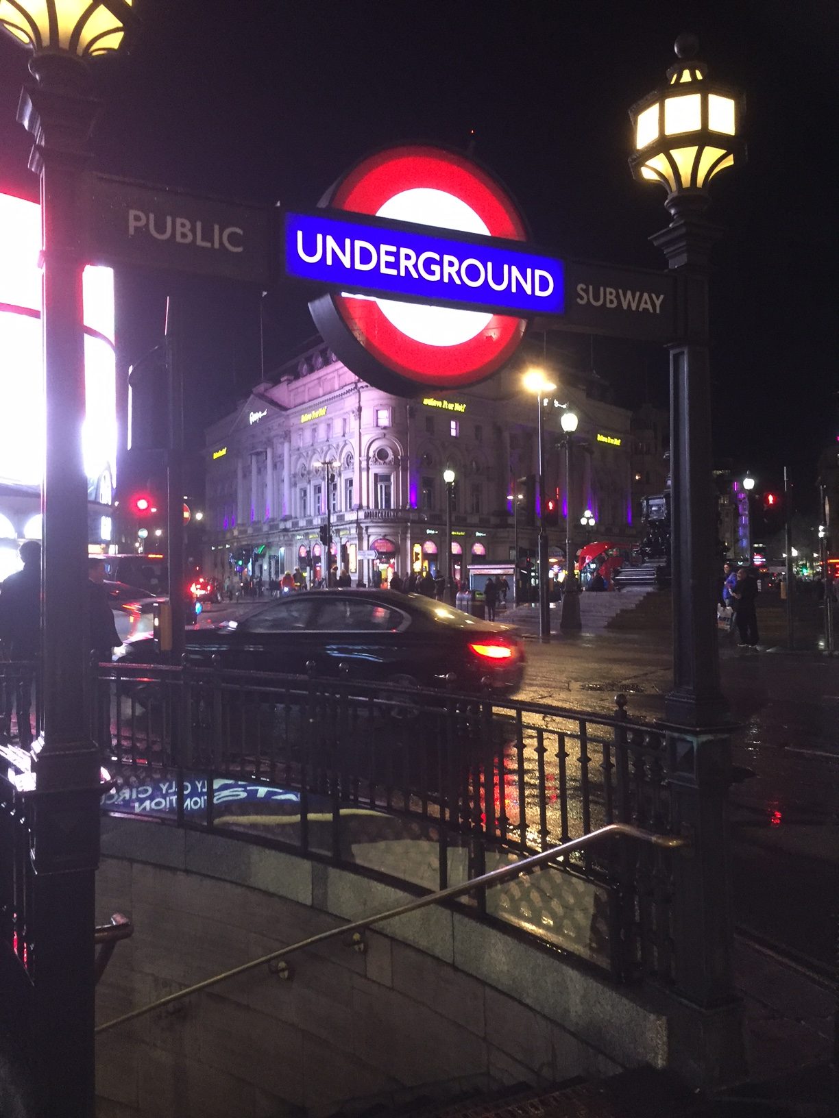 Piccadilly Circus: Station Entrance.