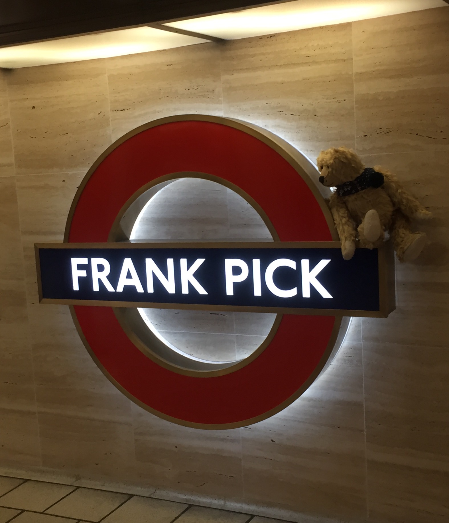 Piccadilly Circus: Frank Pick.