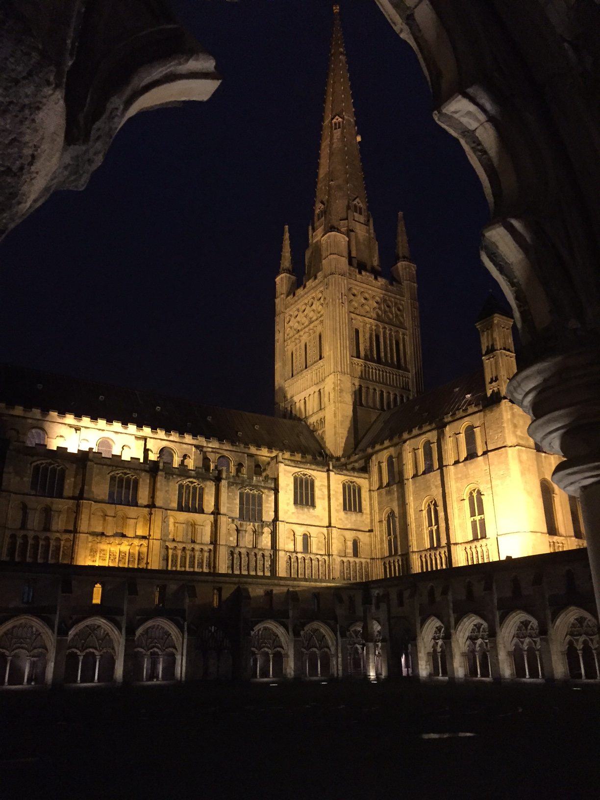 Suffolk: Norwich Cathedral.