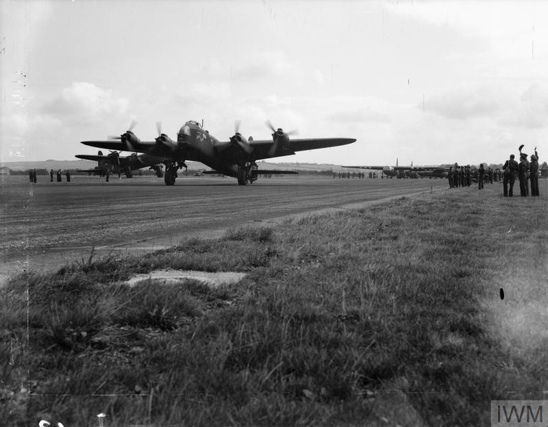 Ernie's War: RAF Harwell IWM CH13875.
