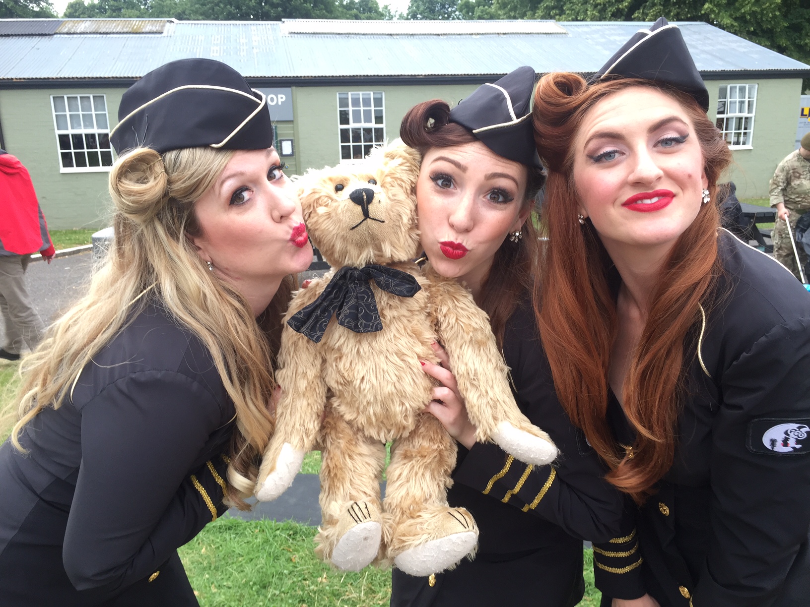 Flying Legends Duxford. New Supergroup: "Bertie & the Manhattan Dolls"! What do you think?