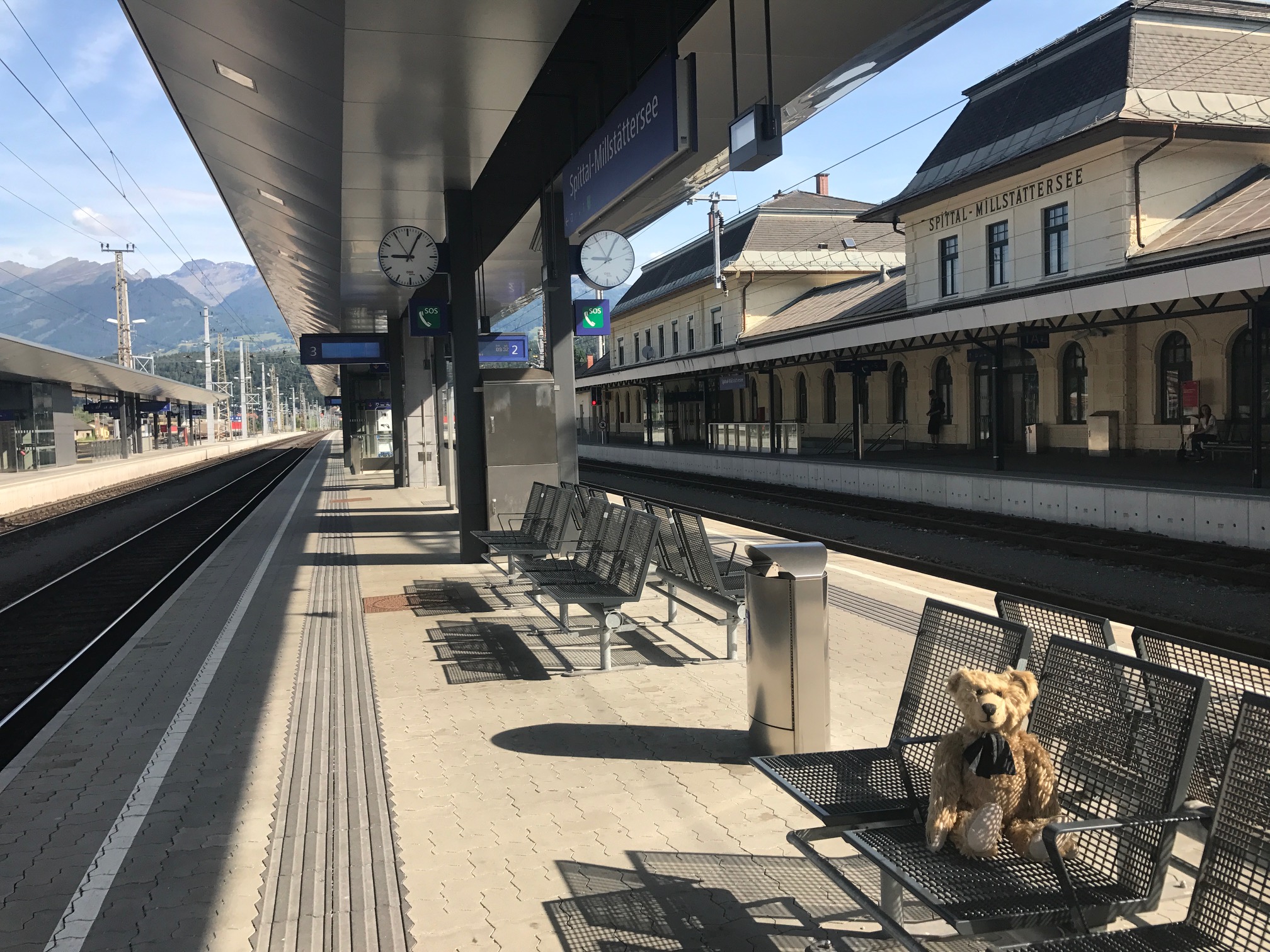 Trainspotter: Smart, functional, beautiful bins!