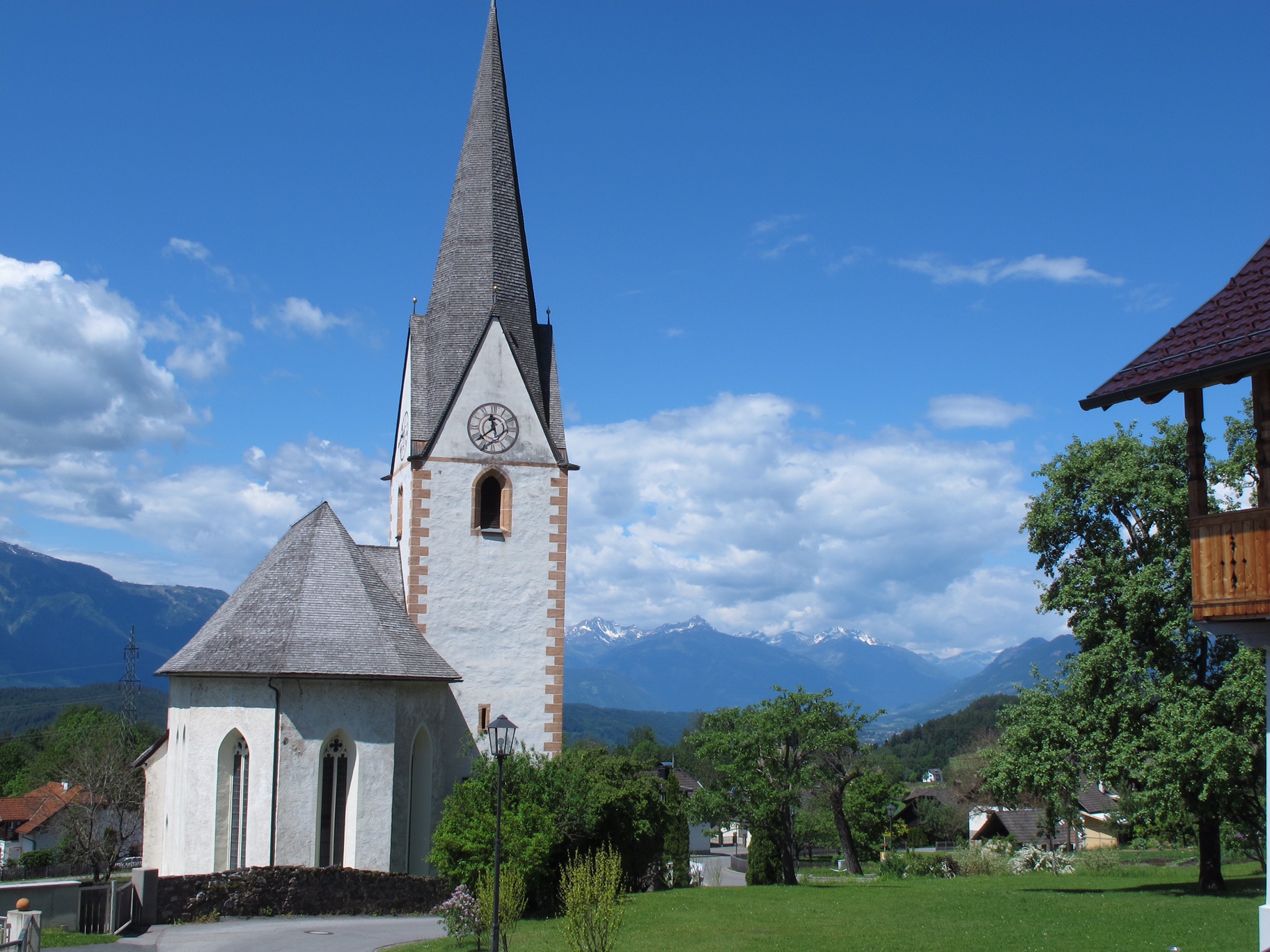 Bobby Ballcock - Lighting a Candle for Diddley: Church of Maria Schnee, Matzeldorf. Austria.