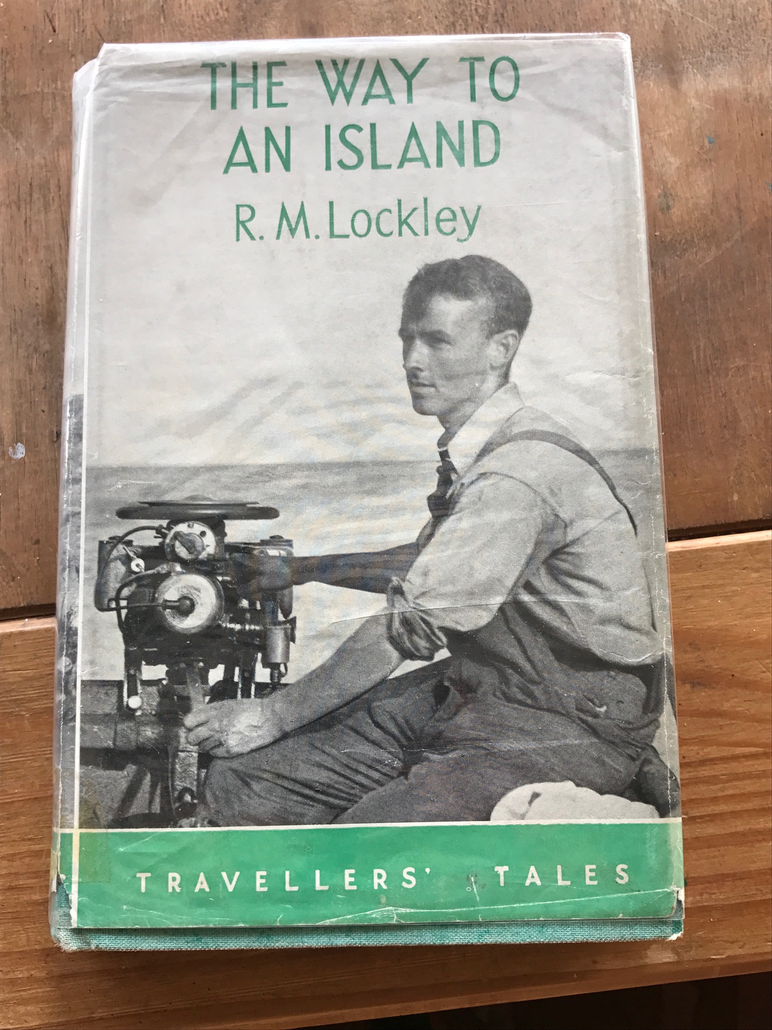 Kate Strudwick: "The Way to an Island" - Ronald Lockley.