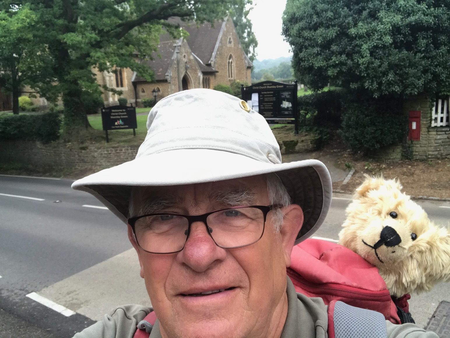 Wintershall Manor: Shamley Green Church, at the start of the walk.