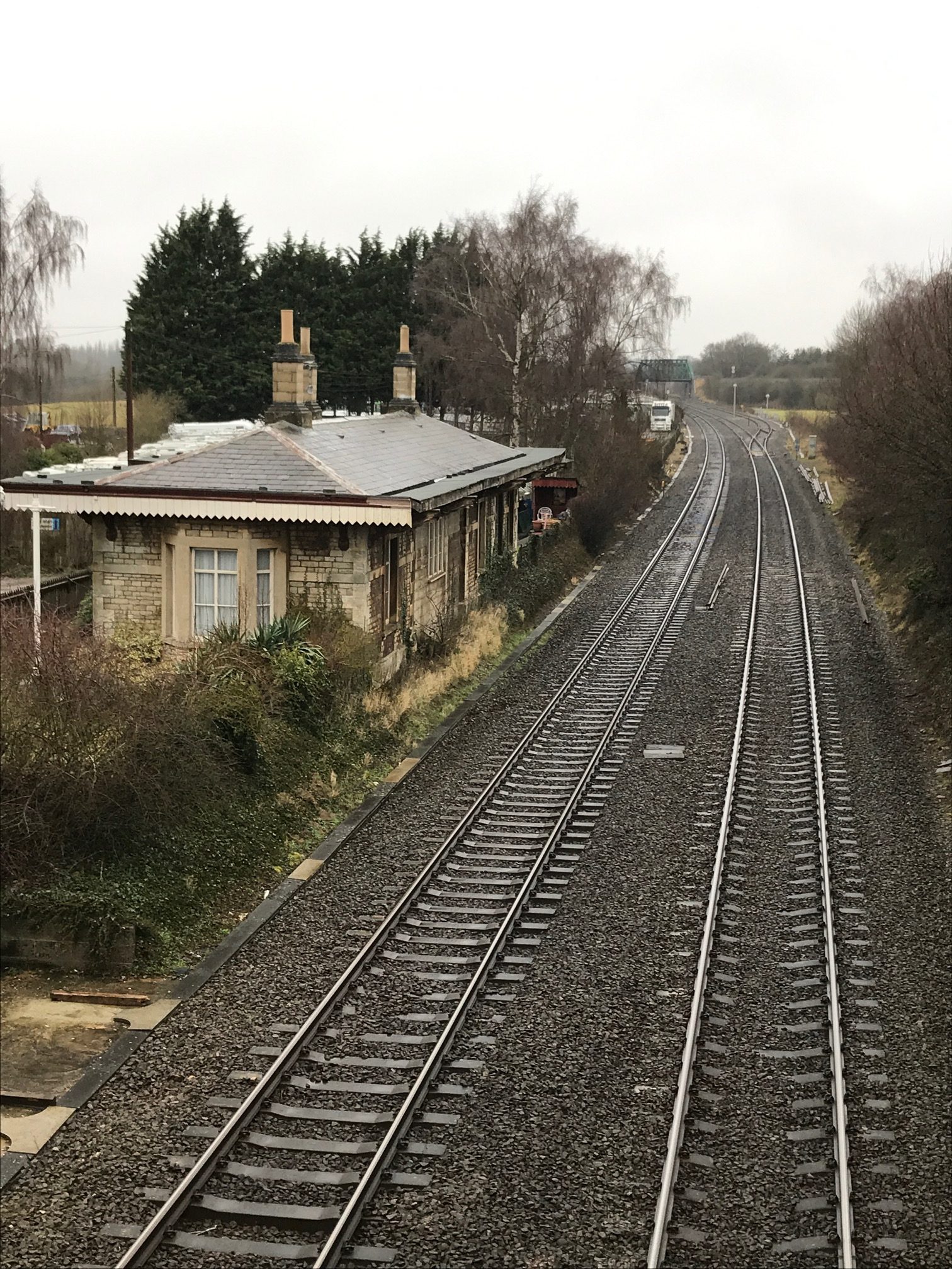 Apricot Village: Aynho Park railway station. Closed 1963.