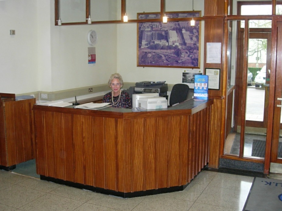 Shredded Wheat: Reception. A wonderful Art Deco museum piece - and a receptionist who told us she was 80. The room full of the history of Shredded Wheat advertising. All those famous sports people. What memories.