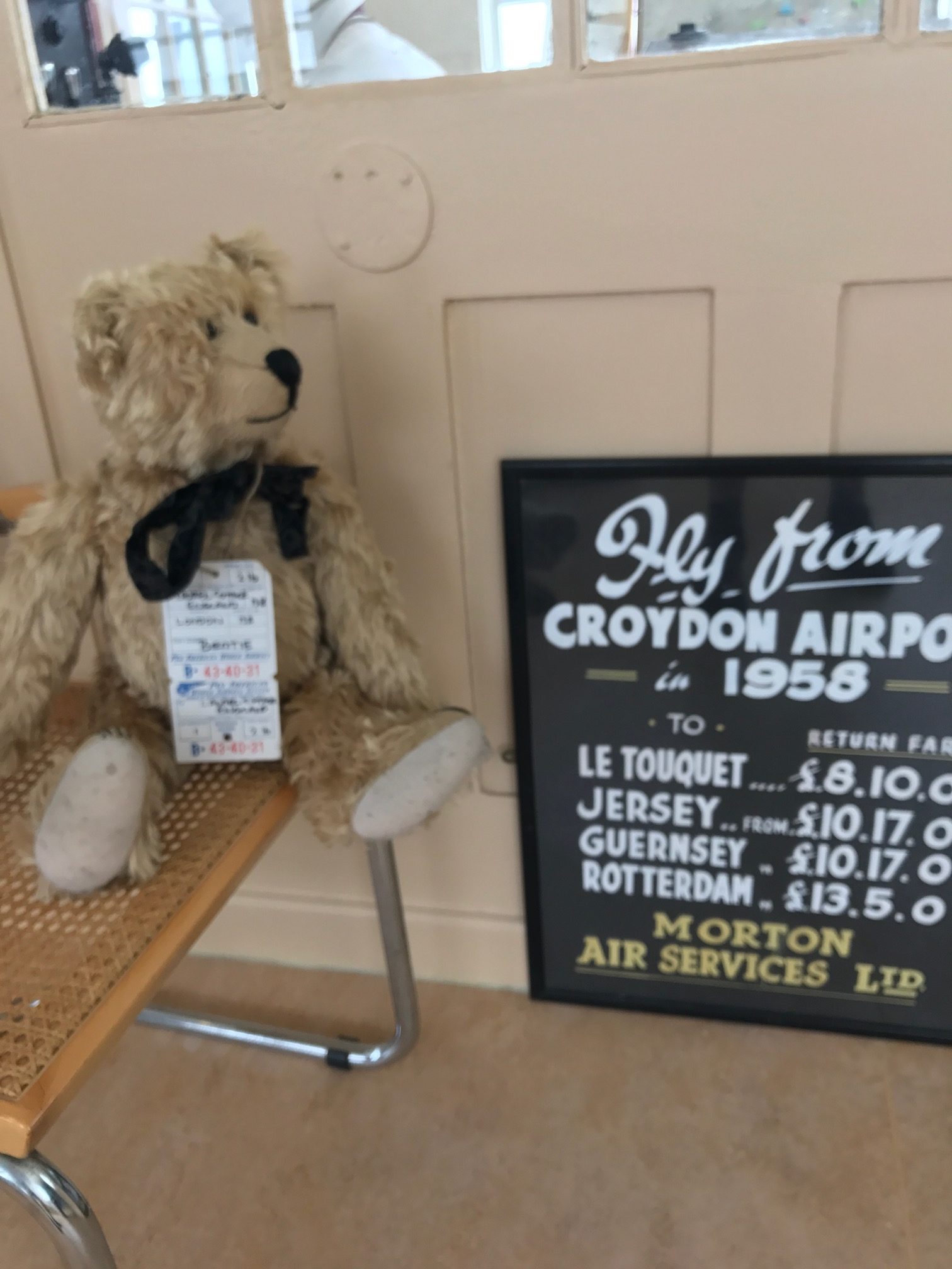 Croydon Airport: 1958 prices!