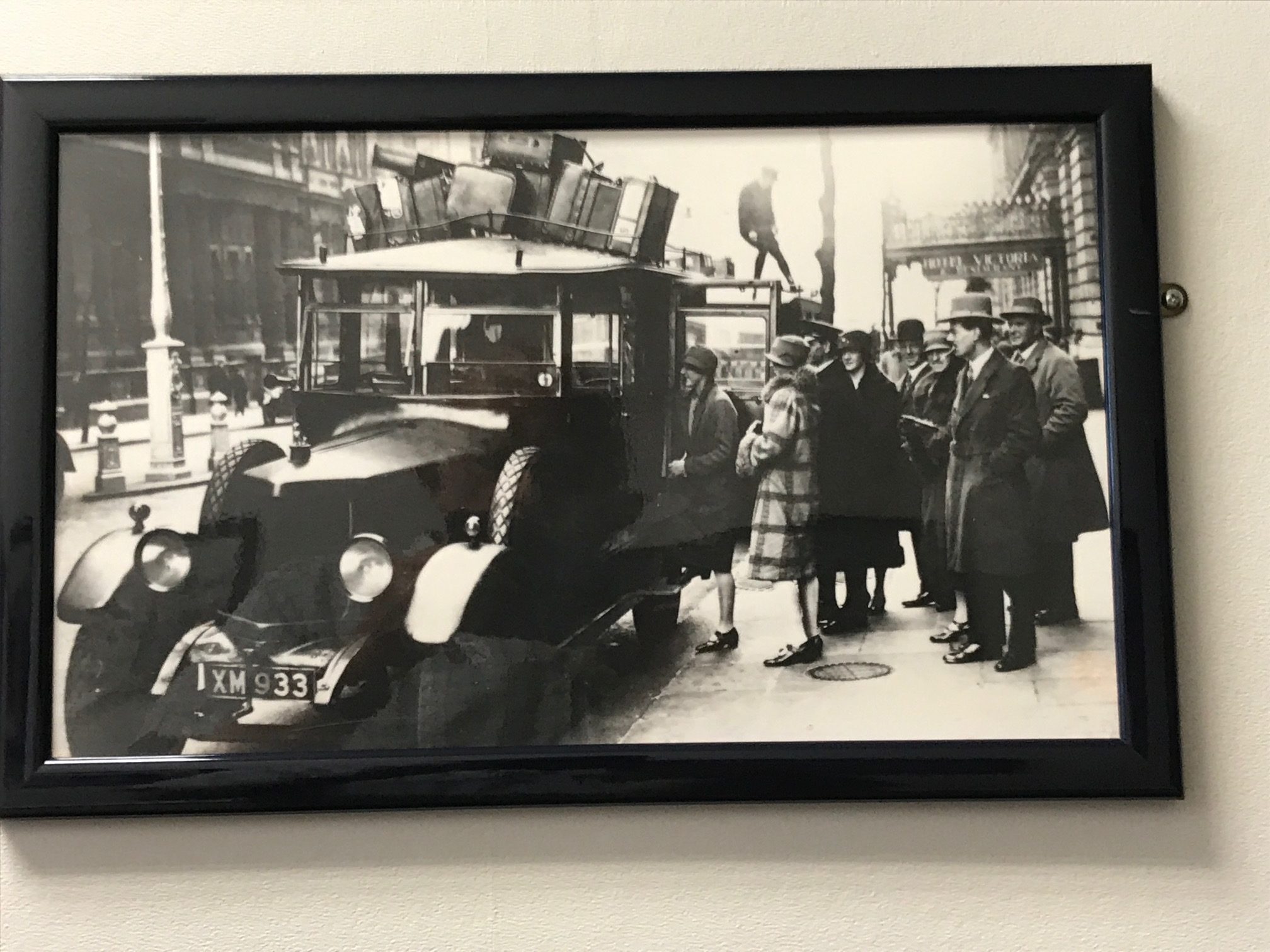 Croydon Airport: Leaving London by chauffeur driven car for Croydon.