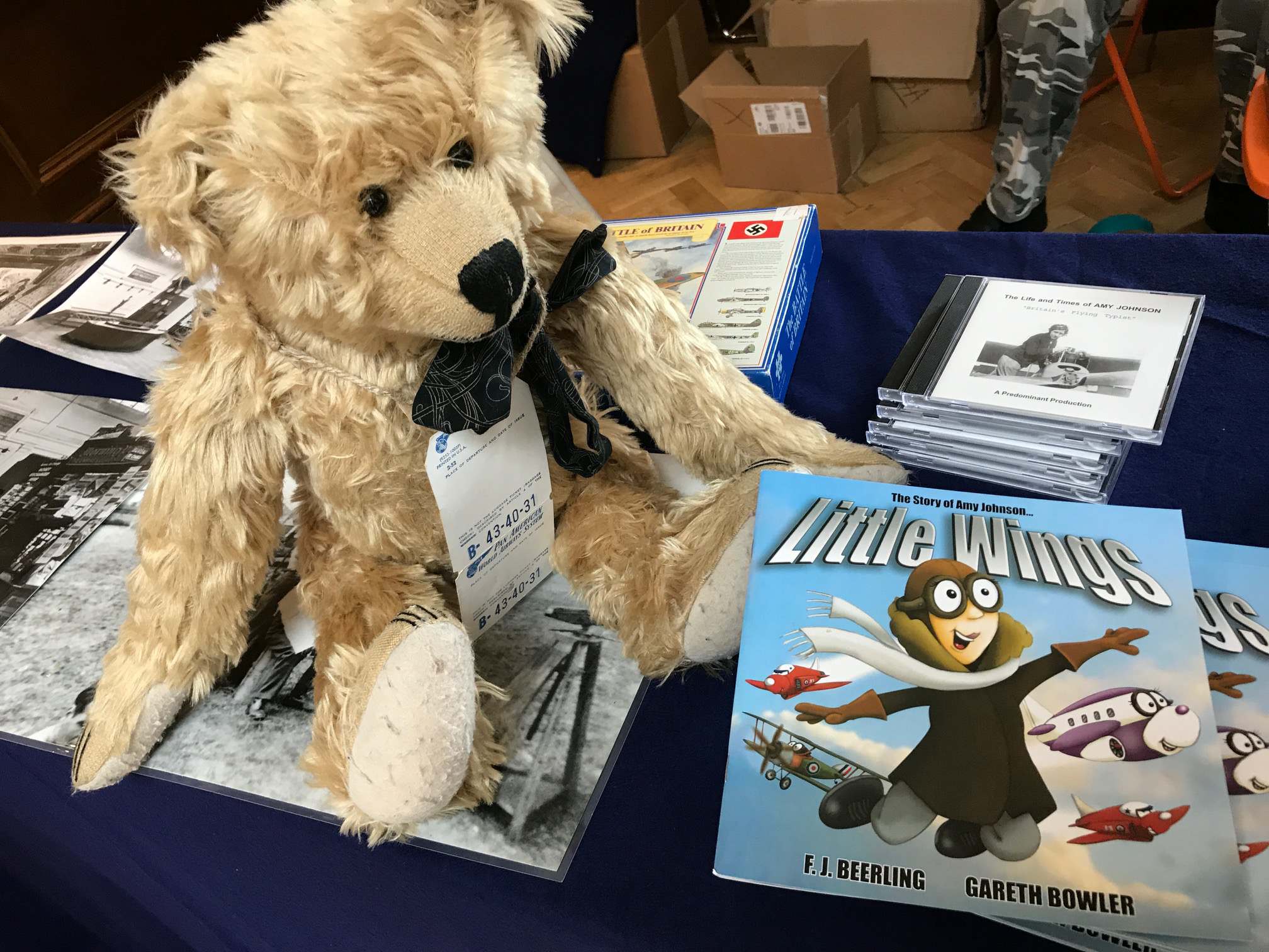 Croydon Airport: Bookshop.