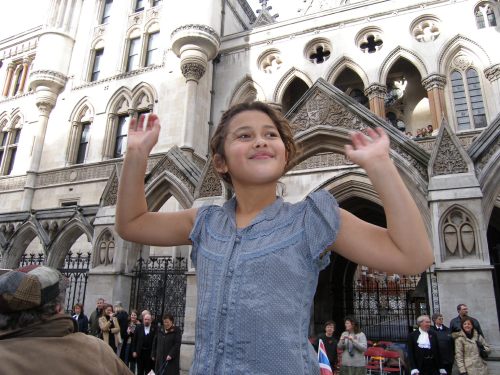 Special One: The Law Courts. A proper Princess waving to her subjects. (And the TV cameras).
