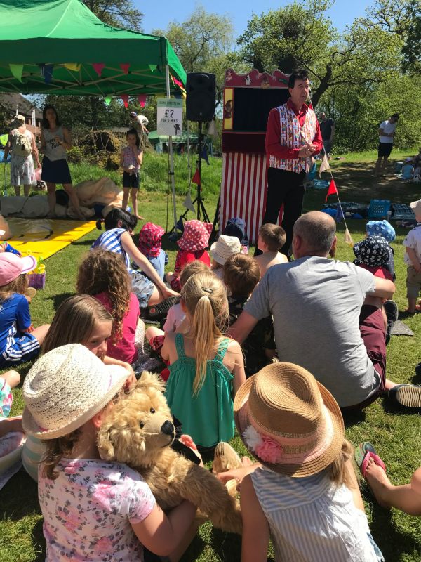 Teddy Bears' Picnic: “Why are we waiting? We are vegetating? Hurry up mate. Get on wiv it!”