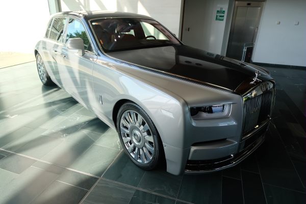 Rolls-Royce: