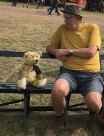 Great Dorset Steam Fair: Watching the show.