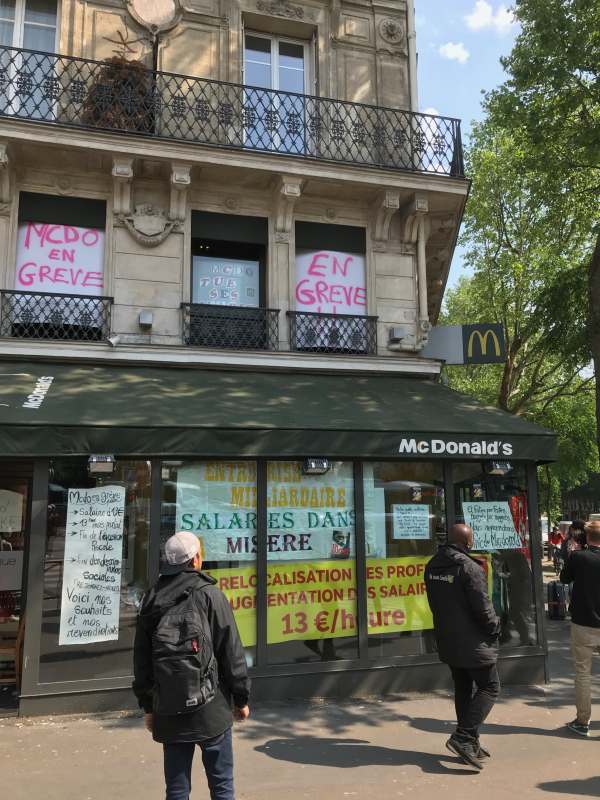 Aoril in Paris: Boulevard de Magenta. McDonalds having a bit of bovver.