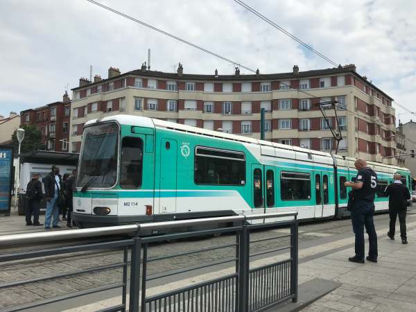 April in Paris: Trams as well at La Courneuve.