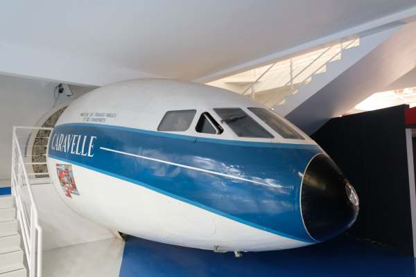 April in Paris: Sud Aviation Caravelle airliner. They copied Britain’s Comet for the cockpit. See below at de Havilland museum at London Colney.