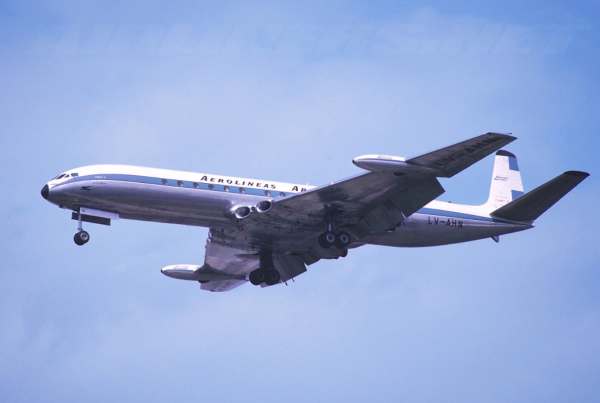 The wonderful De Havilland Comet.