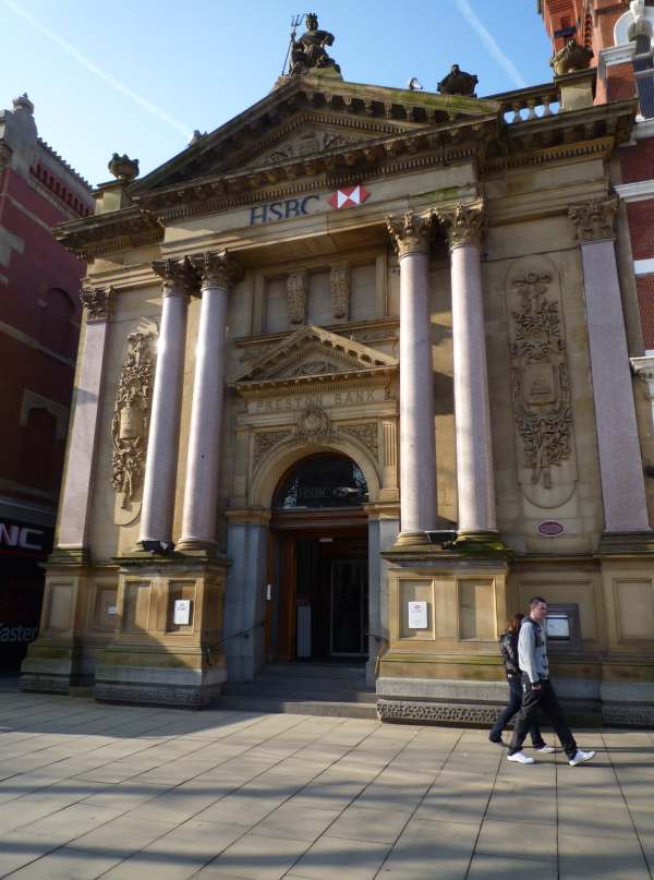 Wonderful Bank building. Now HSBC. Once Preston Bank, who must have blimmin' rich!