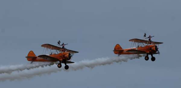 Breitling Wingwalkers: