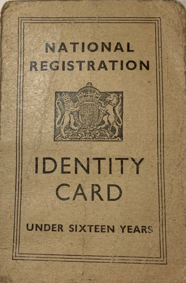 Front of a National Identity Card for under sixteen years.