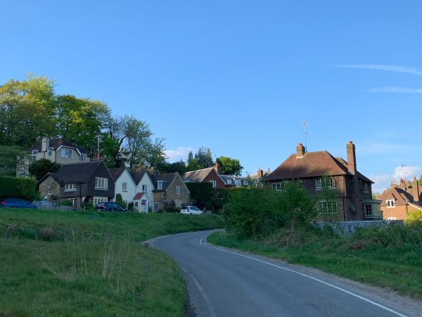 The Chocolate Box approach to Coldharbour on the winding single track road.