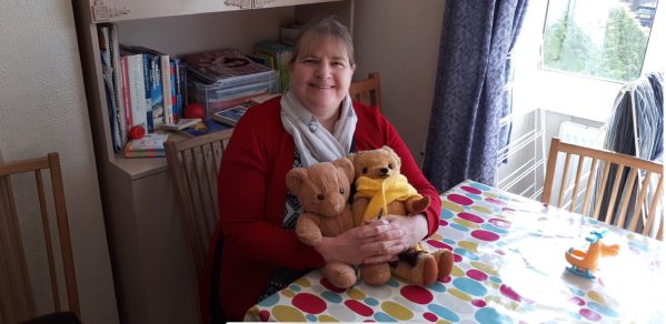 Eamonn's new scarf is finished! Now one is needed for Henry (on the left). Daughter Nicki's bear.