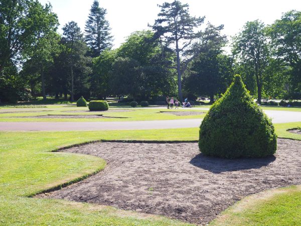 The Centre Beds, West Park.