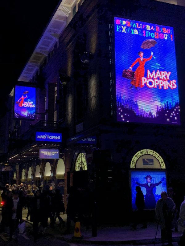 Christmas. Mary Poppins.