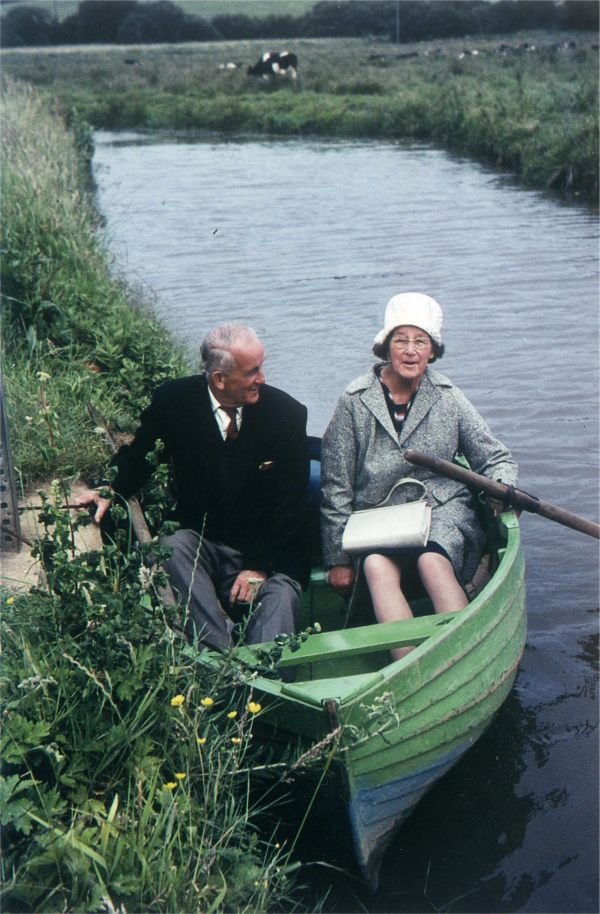 ...a rowing boat on the river at Alverstone. Bobby's mum and dad. Bobby had jumped out to take the picture. Note what the working class wore on holiday in 1964.