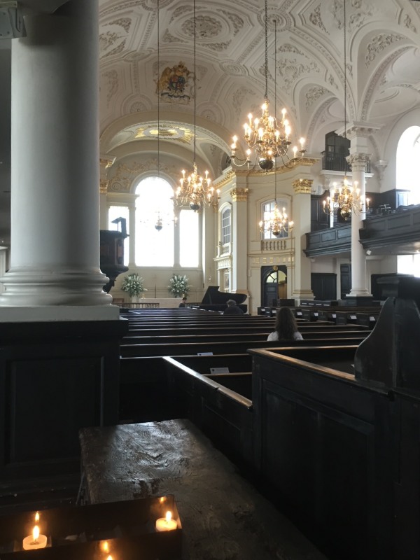A candle lit for Diddley in St Martin in the Fields, 2019