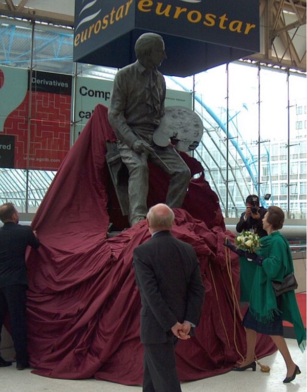 Statue of Cuneo being unveiled by the Princess Royal.