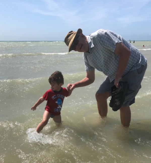 Bobby in Tilley 'at on Worthing Beach with Little Jay.