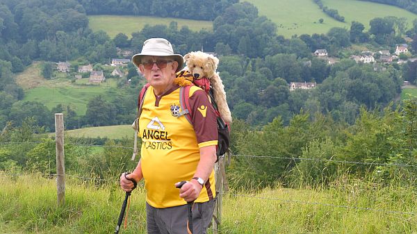 A puffed out Bobby with Bertie in the rucksack arrive at the top of Swift's Hill.