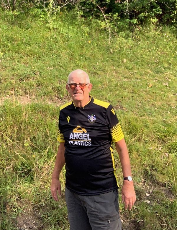 Bobby wearing his commemerative Sutton United shirt.