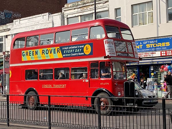 RT 4779 OLD 566 advertising the 'Green Rover' ticket.