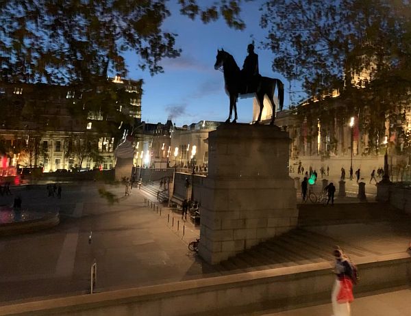 Trafalgar Square. George IV Statue.