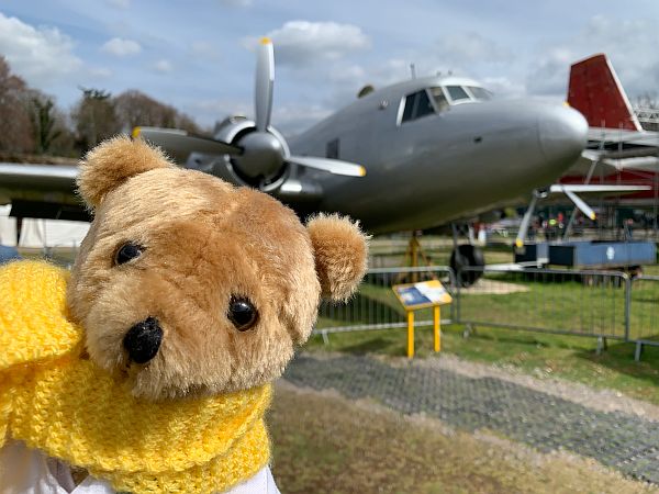 Brooklands Bertie in front of a Vickers.