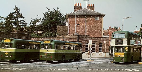 Dorking Garage forecourt. Two RF Greenlines on Routes 712 and 714 and an RT on Route 470.