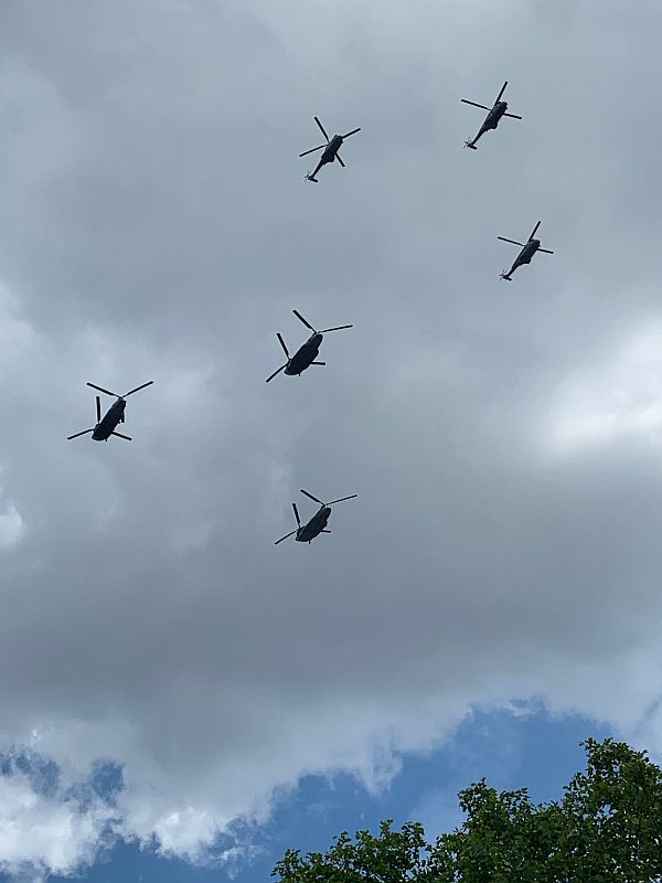 Helicopters over Belgravia Square.