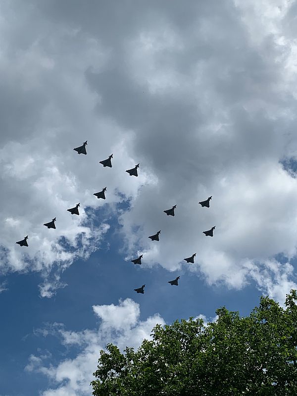 More planes over Belgravia Square in the Queen's Platinum Jubliee Fly-past in the famous "70" formation.