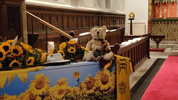 Farewell Bobby: Bertie, as Chief Mourner, sat in place of honour on Bobby's coffin.